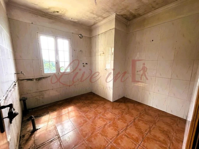 Moradia T3 para Venda em Canhas Foto 6