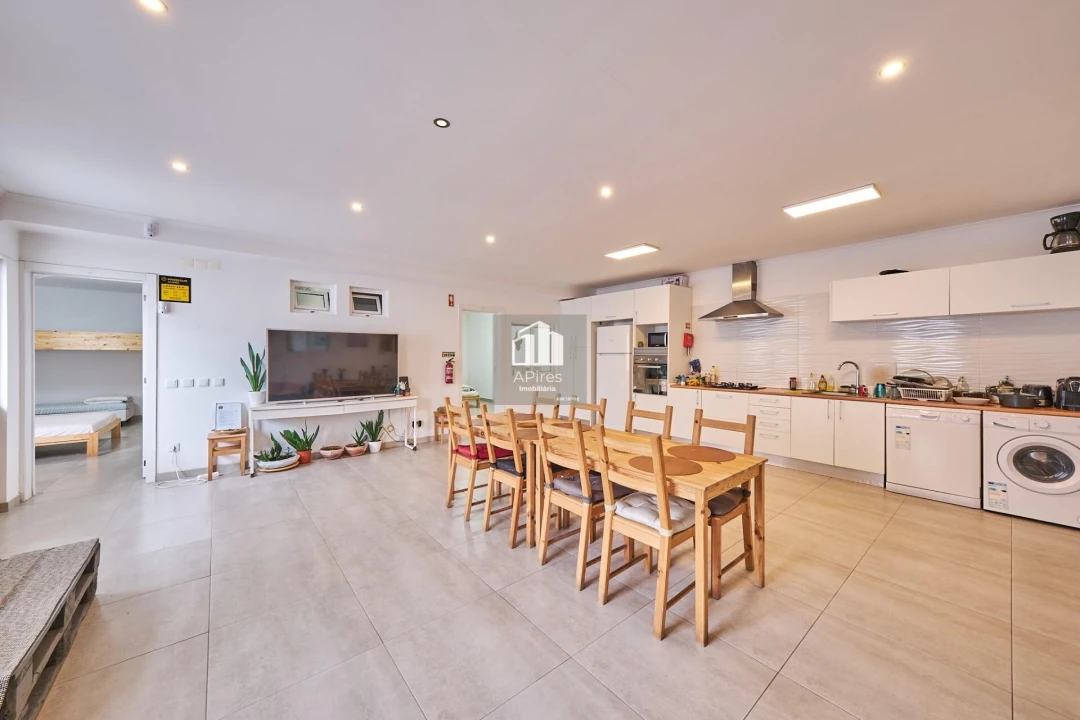 Moradia T7 para Venda em Costa da Caparica Foto 1