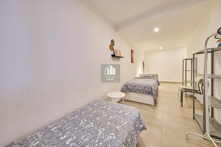 Moradia T7 para Venda em Costa da Caparica Foto 28