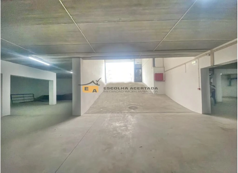 Armazém para Venda em Grijó e Sermonde Foto 5