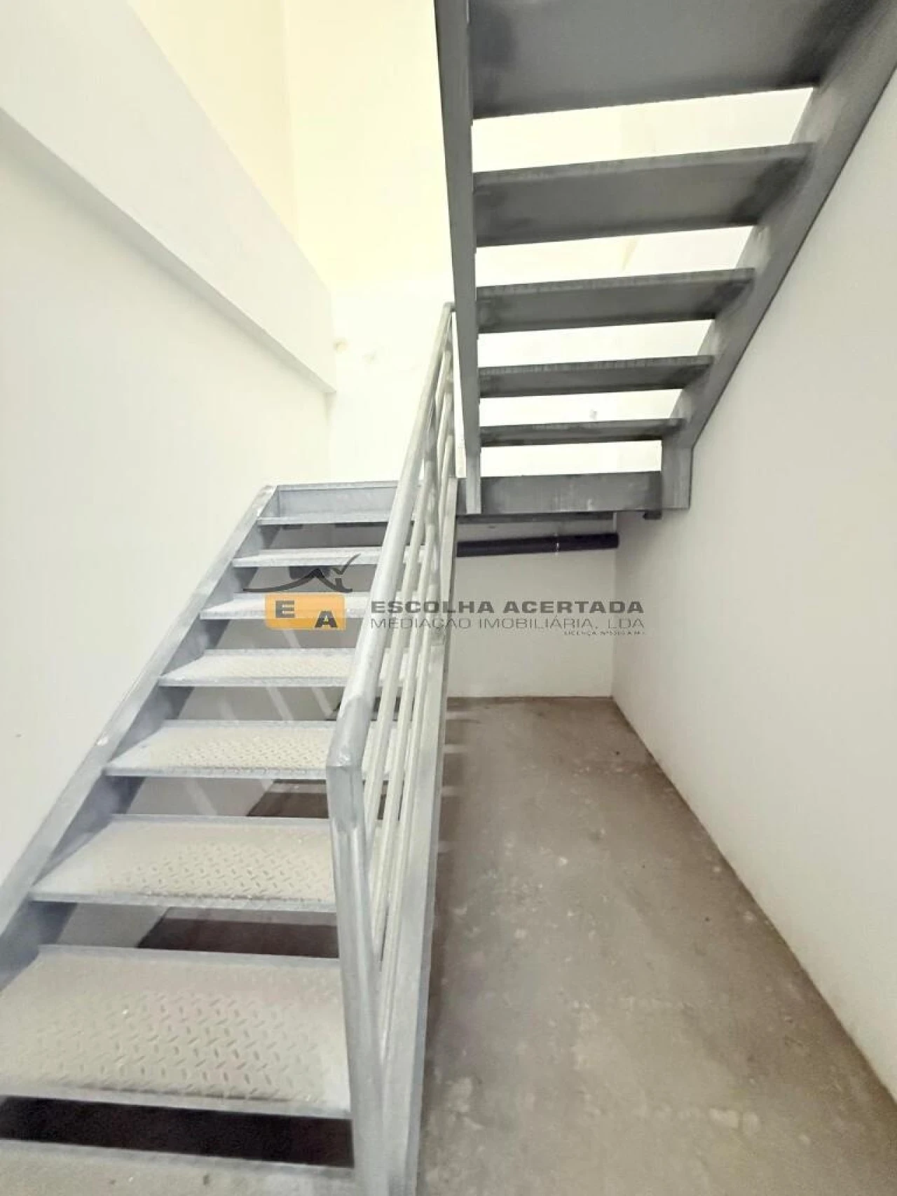 Armazém para Venda em Grijó e Sermonde Foto 18