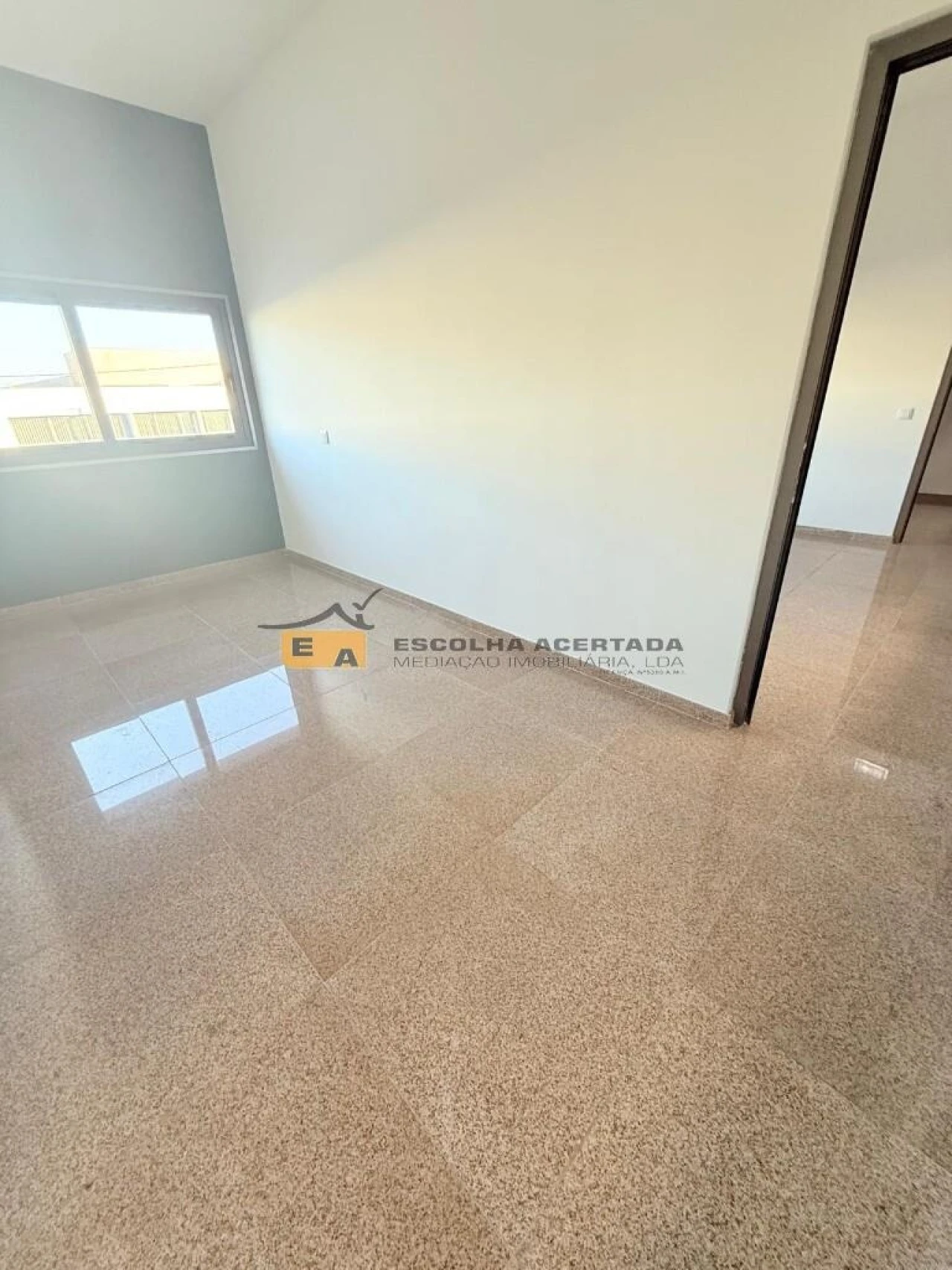 Armazém para Venda em Grijó e Sermonde Foto 23