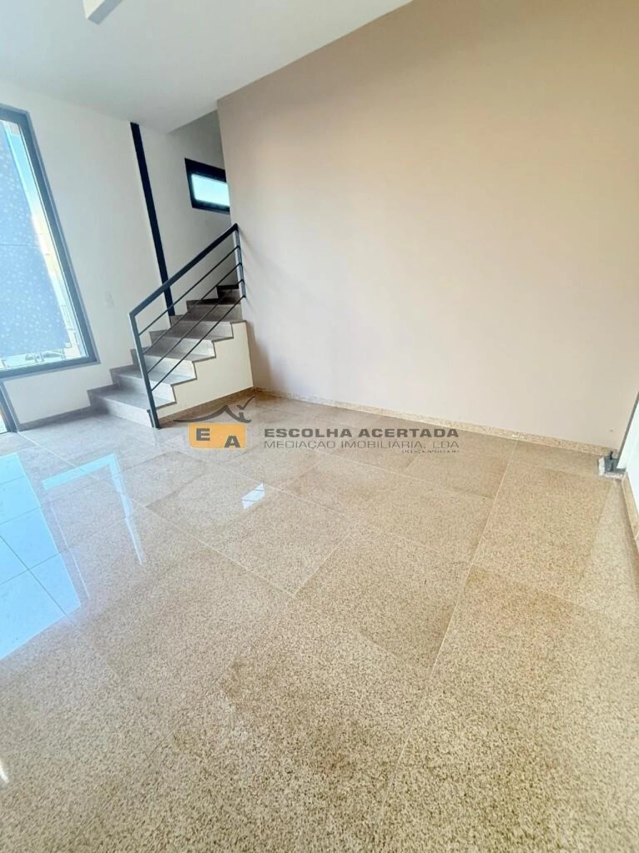 Armazém para Venda em Grijó e Sermonde Foto 20