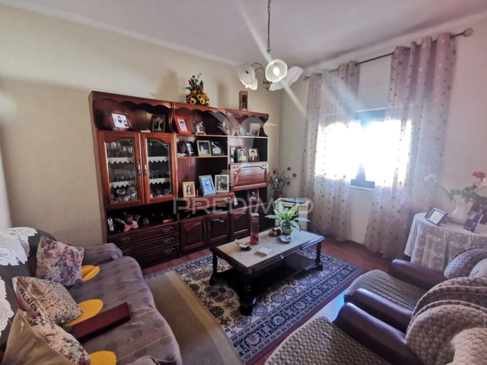 Moradia T3 para Venda em Vila Nova da Barquinha Foto 1