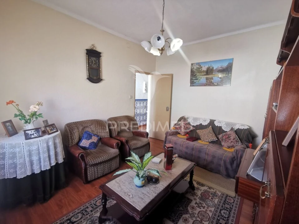 Moradia T3 para Venda em Vila Nova da Barquinha Foto 5