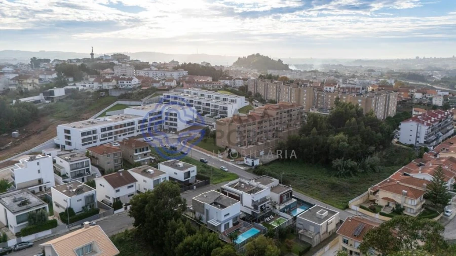 Moradia T3 para Venda em Gondomar (São Cosme), Valbom e Jovim Foto 32