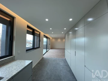 Apartamento T3 para Venda em Mafamude e Vilar do Paraíso