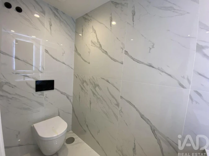 Apartamento T3 para Venda em Mafamude e Vilar do Paraíso Foto 15