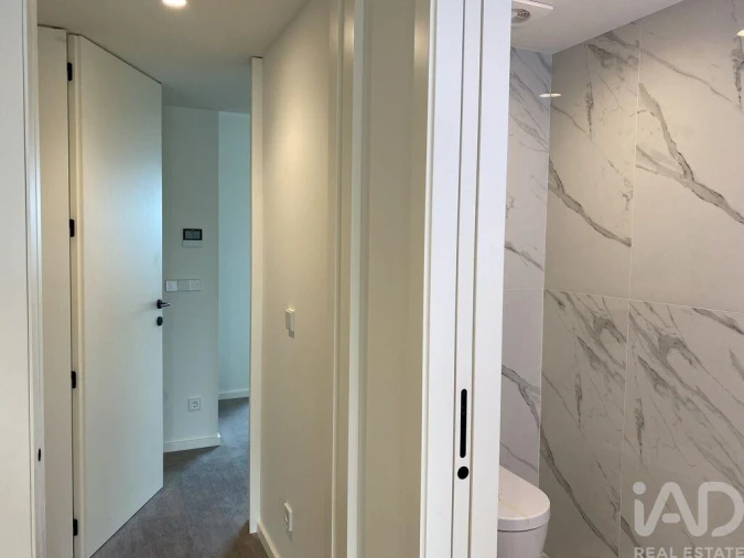 Apartamento T3 para Venda em Mafamude e Vilar do Paraíso Foto 13
