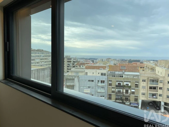 Apartamento T3 para Venda em Mafamude e Vilar do Paraíso Foto 22