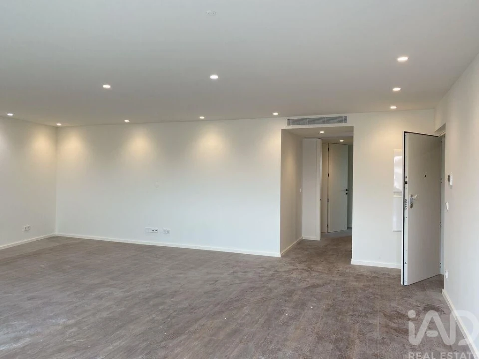 Apartamento T3 para Venda em Mafamude e Vilar do Paraíso Foto 12
