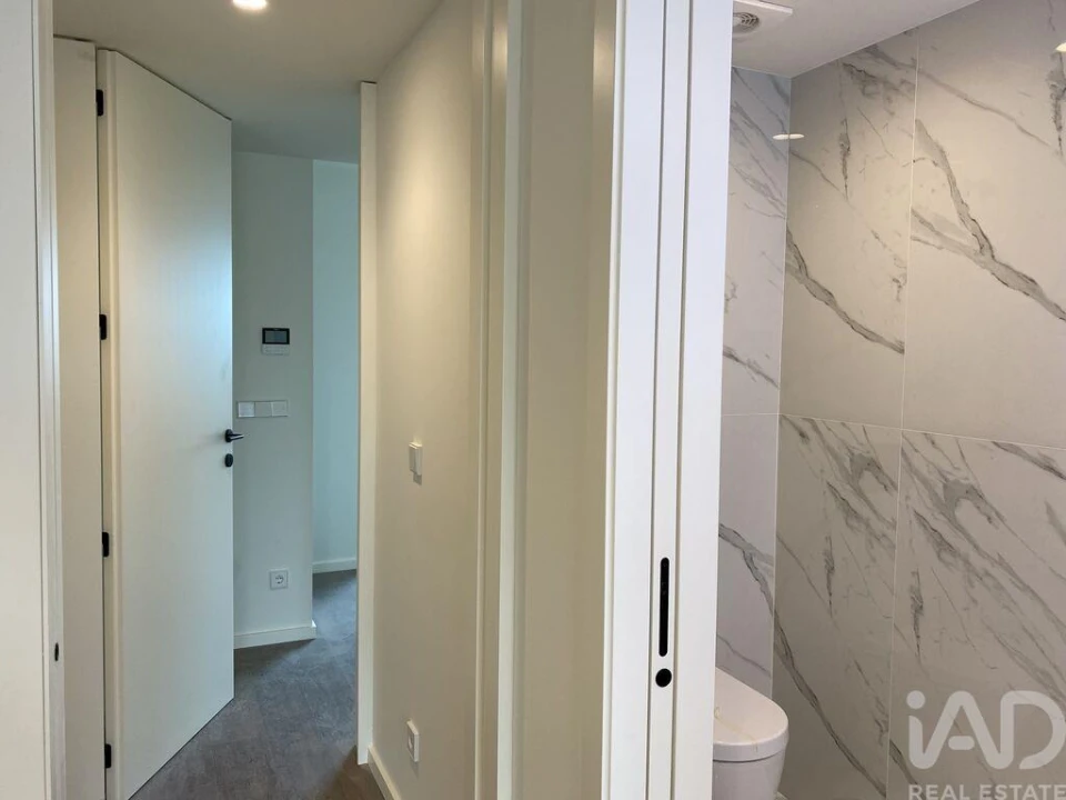 Apartamento T3 para Venda em Mafamude e Vilar do Paraíso Foto 13