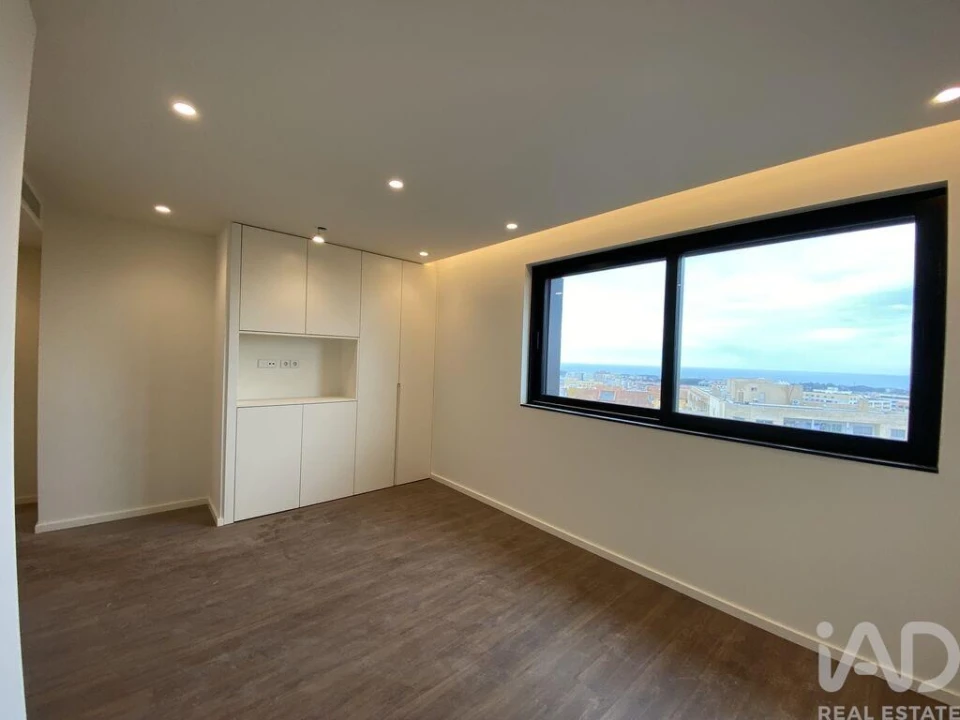 Apartamento T3 para Venda em Mafamude e Vilar do Paraíso Foto 19