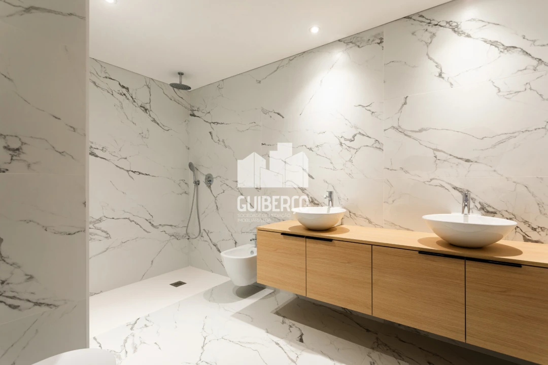 Apartamento T4 para Venda em Fermentões Foto 24