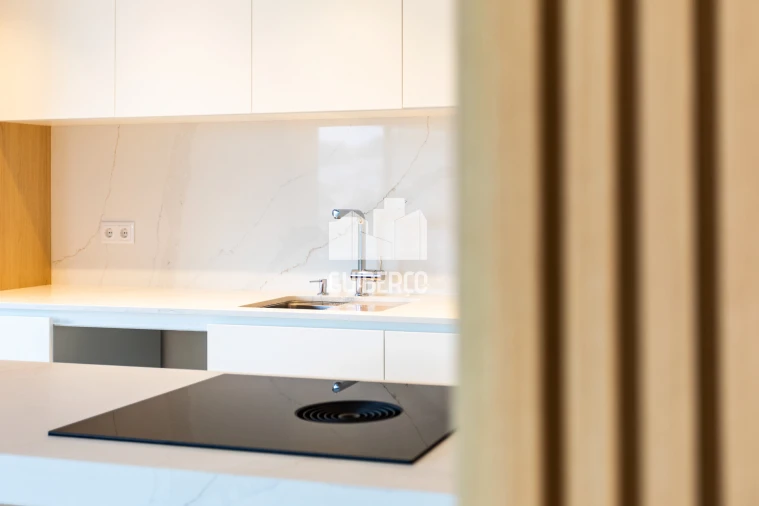 Apartamento T4 para Venda em Fermentões Foto 7