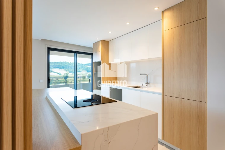 Apartamento T4 para Venda em Fermentões Foto 11