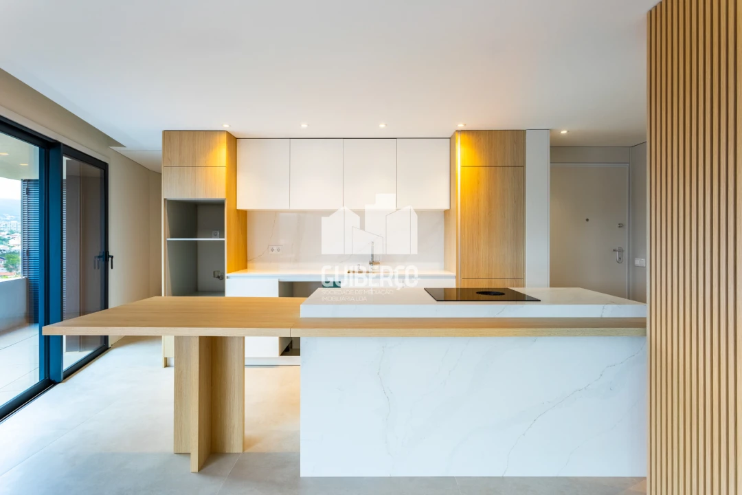 Apartamento T4 para Venda em Fermentões Foto 6