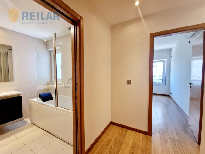 Apartamento T1 para Arrendamento em Lumiar Foto 26