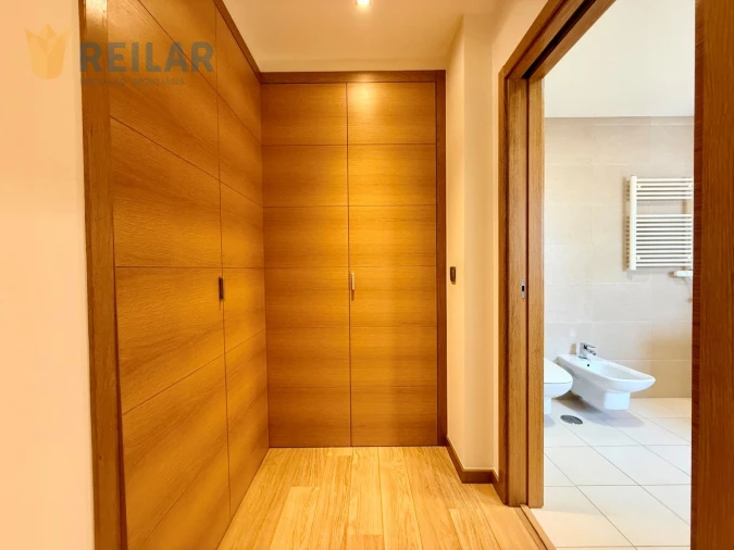 Apartamento T1 para Arrendamento em Lumiar Foto 27