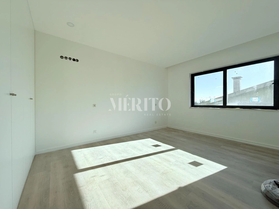 Apartamento T2 para Venda em Gavião Foto 2