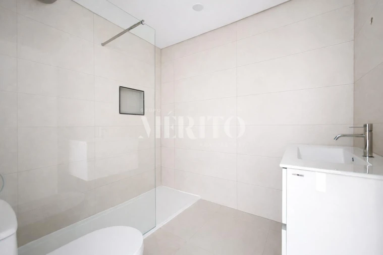 Apartamento T2 para Venda em Gavião Foto 9