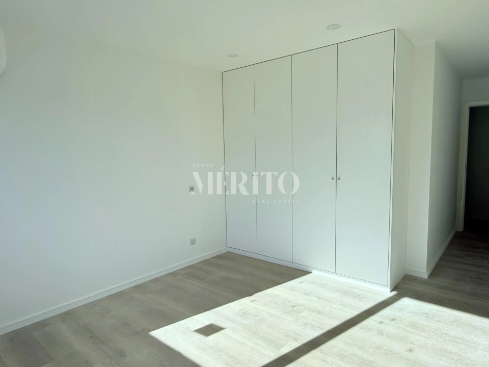 Apartamento T2 para Venda em Gavião Foto 3