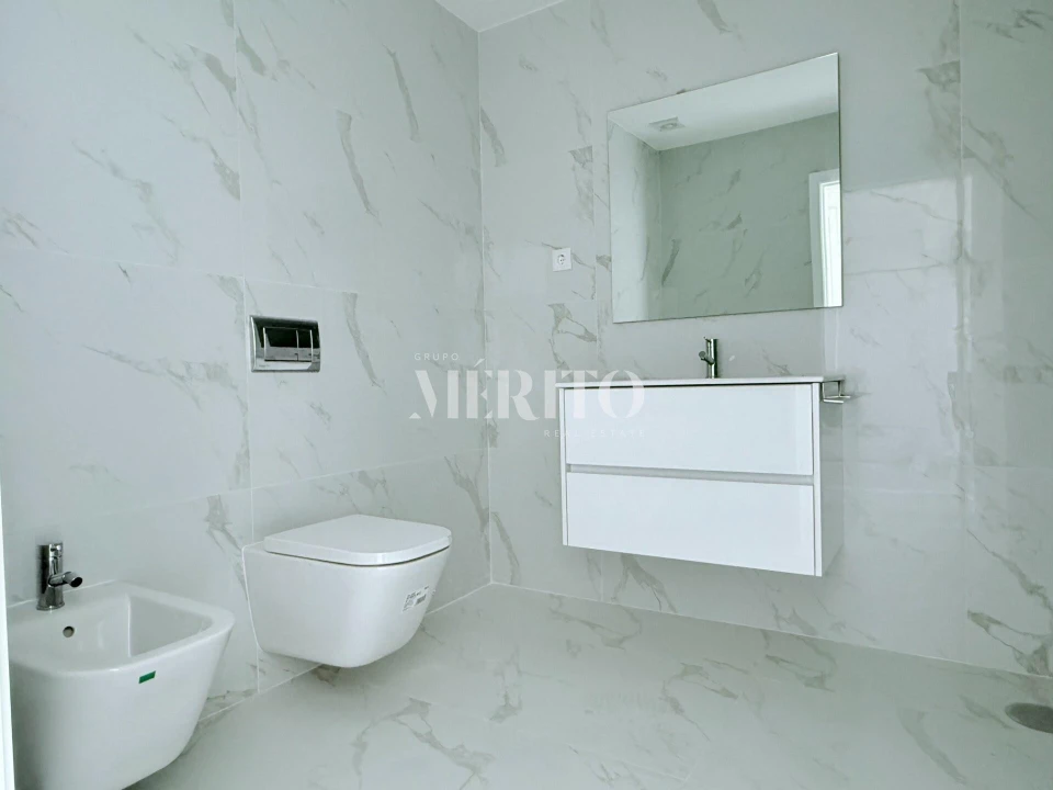 Apartamento T2 para Venda em Gavião Foto 4