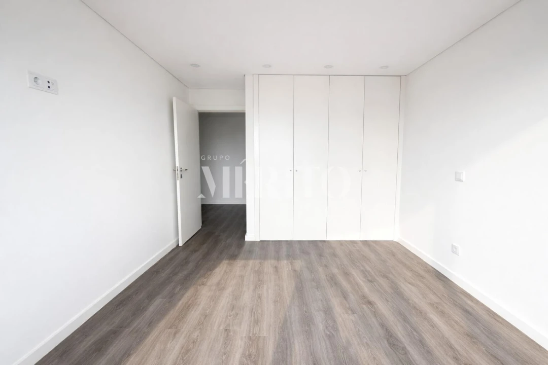 Apartamento T2 para Venda em Gavião Foto 5