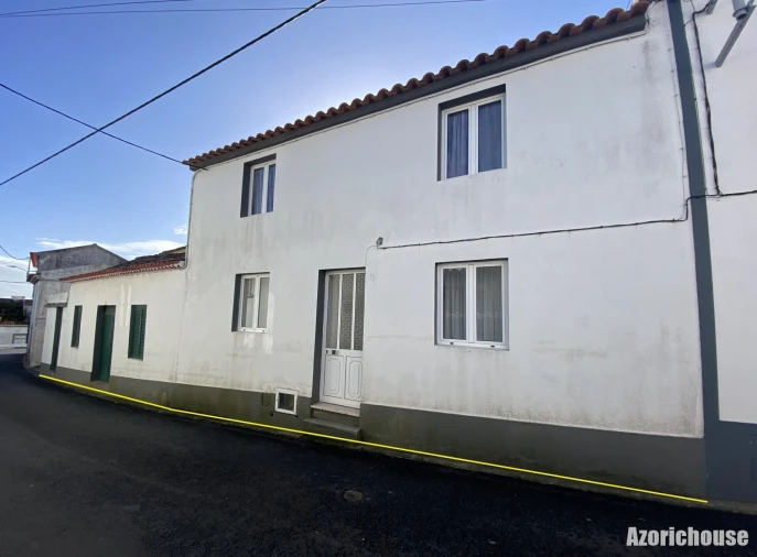 Moradia T5 para Venda em Agua de Alto Foto 1