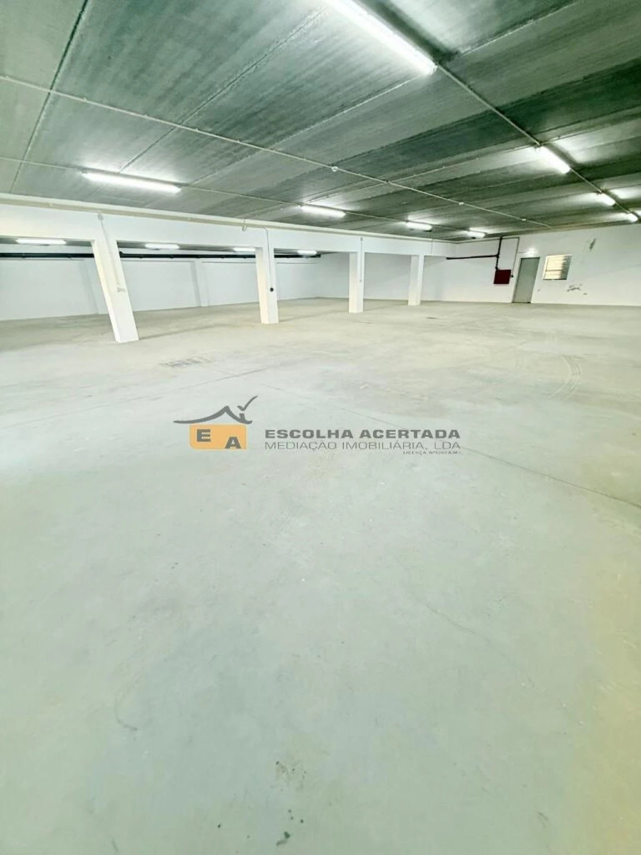 Armazém para Arrendamento em Grijó e Sermonde Foto 14