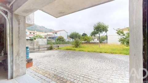 Moradia T4 para Venda em Belinho e Mar