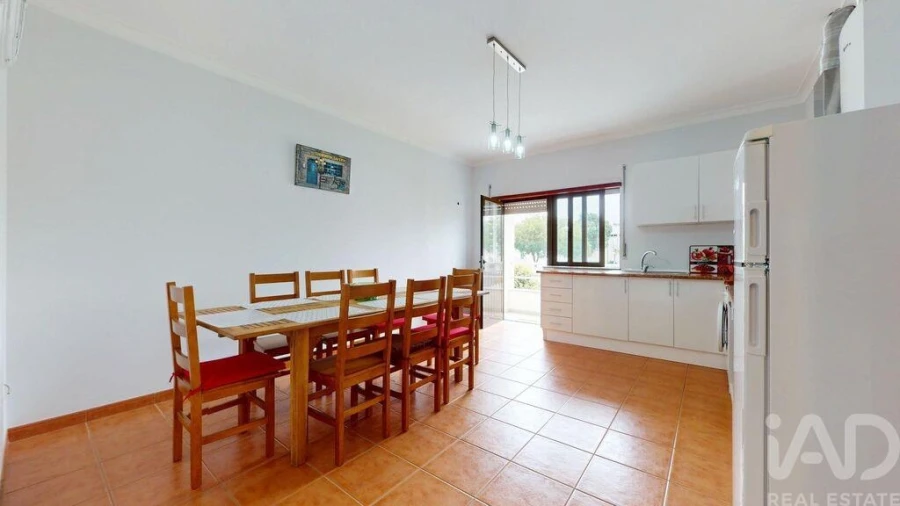 Moradia T4 para Venda em Belinho e Mar Foto 5