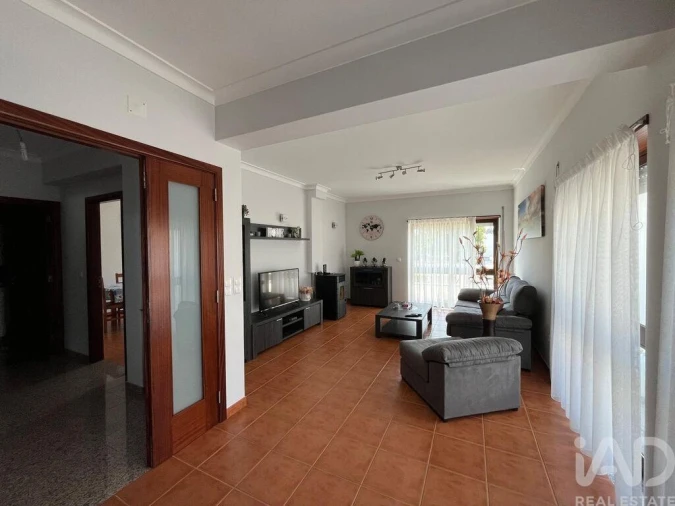 Moradia T4 para Venda em Belinho e Mar Foto 16