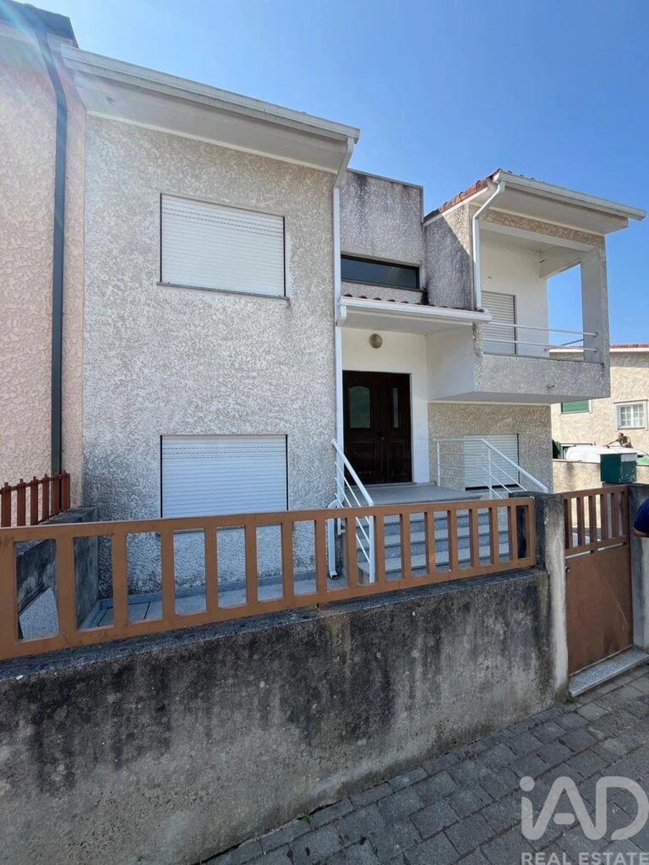 Moradia T4 para Venda em Belinho e Mar Foto 1