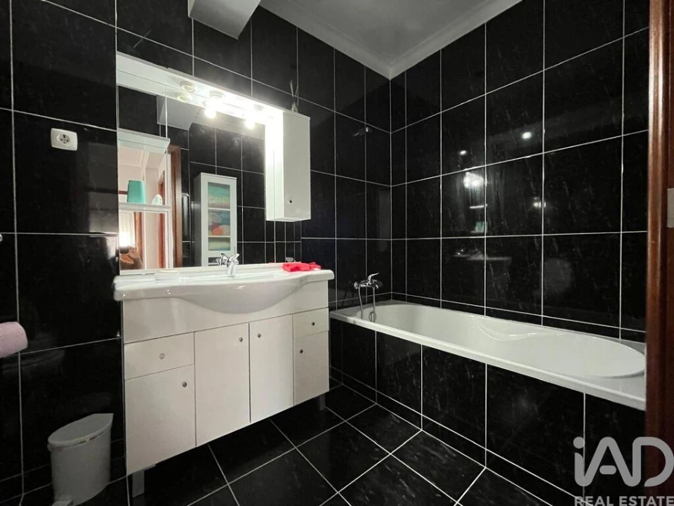 Moradia T4 para Venda em Belinho e Mar Foto 22