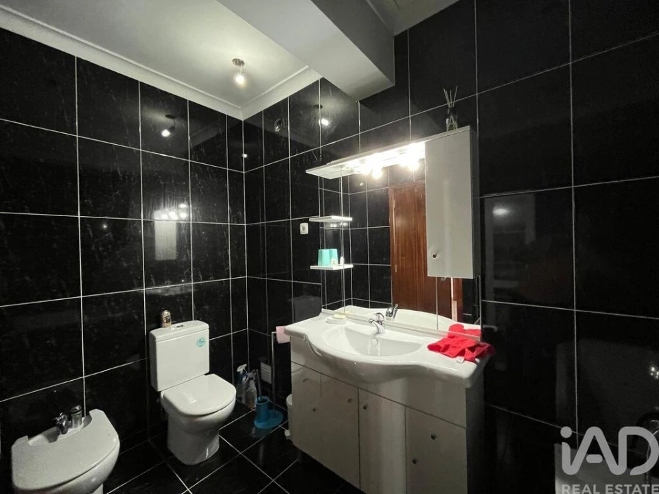 Moradia T4 para Venda em Belinho e Mar Foto 6