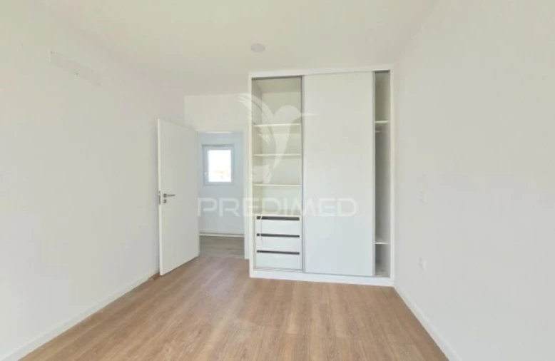 Moradia T3 para Venda em Gafanha da Encarnação Foto 7