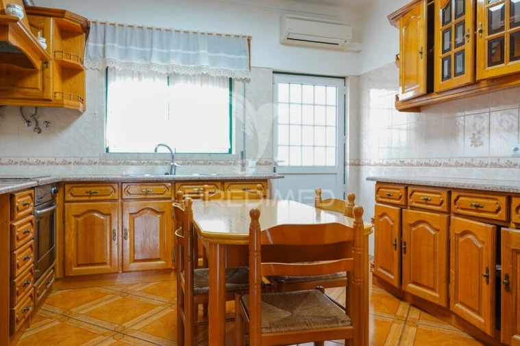 Moradia T3 para Venda em Montalvo Foto 7