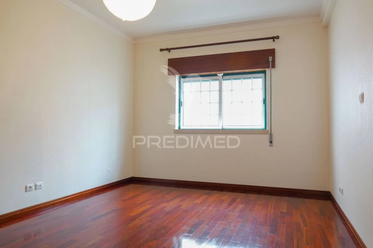 Moradia T3 para Venda em Montalvo Foto 16