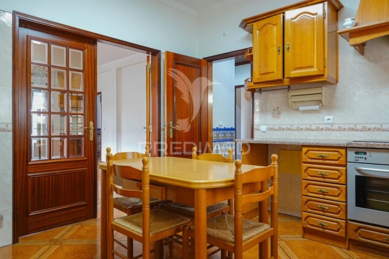 Moradia T3 para Venda em Montalvo Foto 9