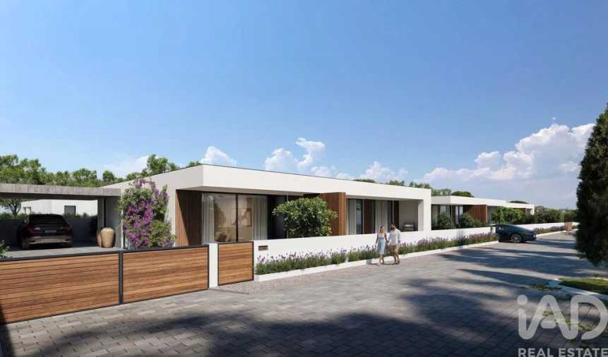 Moradia T3 para Venda em Tornada e Salir do Porto Foto 3