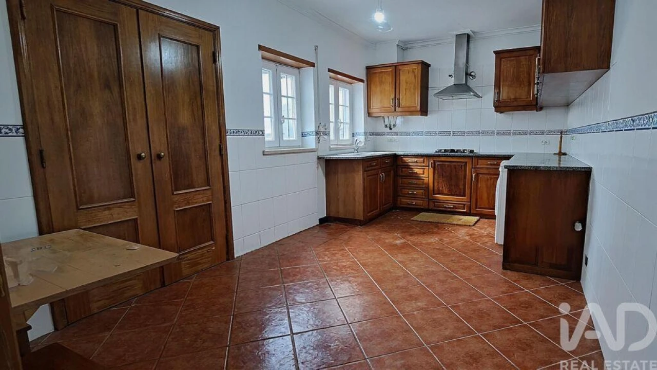 Apartamento T2 para Venda em Lourinhã e Atalaia Foto 11