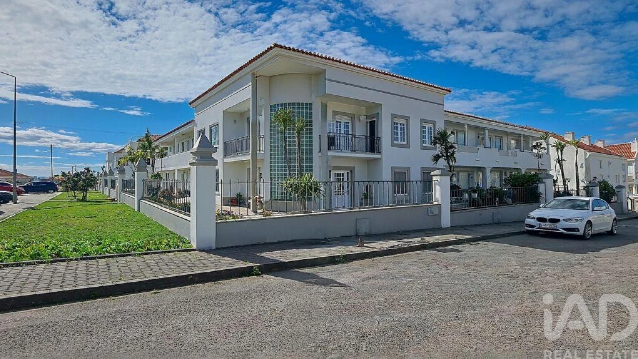 Apartamento T2 para Venda em Lourinhã e Atalaia Foto 31