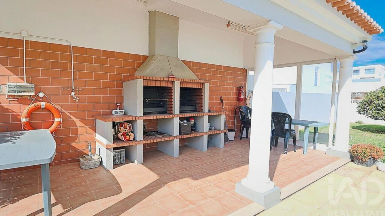 Apartamento T2 para Venda em Lourinhã e Atalaia Foto 26