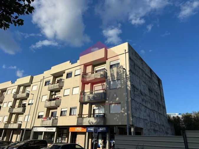Apartamento T1 para Venda em Vila Verde e Barbudo Foto 1