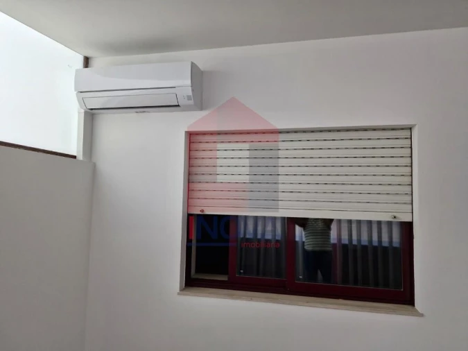 Apartamento T1 para Venda em Vila Verde e Barbudo Foto 14