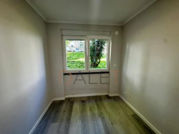 Apartamento T2 para Venda em Benfica
