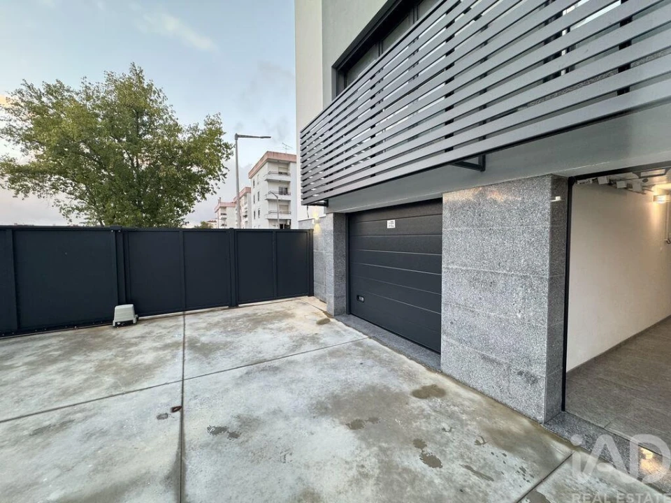 Apartamento T4 para Venda em São Pedro de Tomar Foto 29