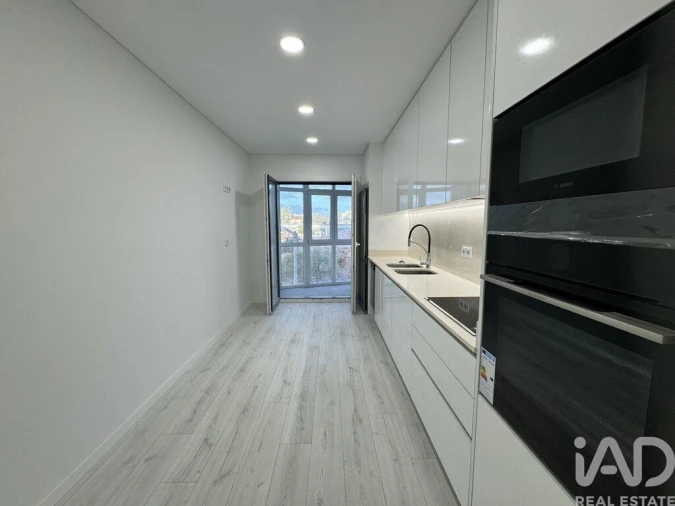 Apartamento T4 para Venda em São Pedro de Tomar Foto 6