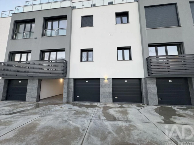 Apartamento T4 para Venda em São Pedro de Tomar Foto 28